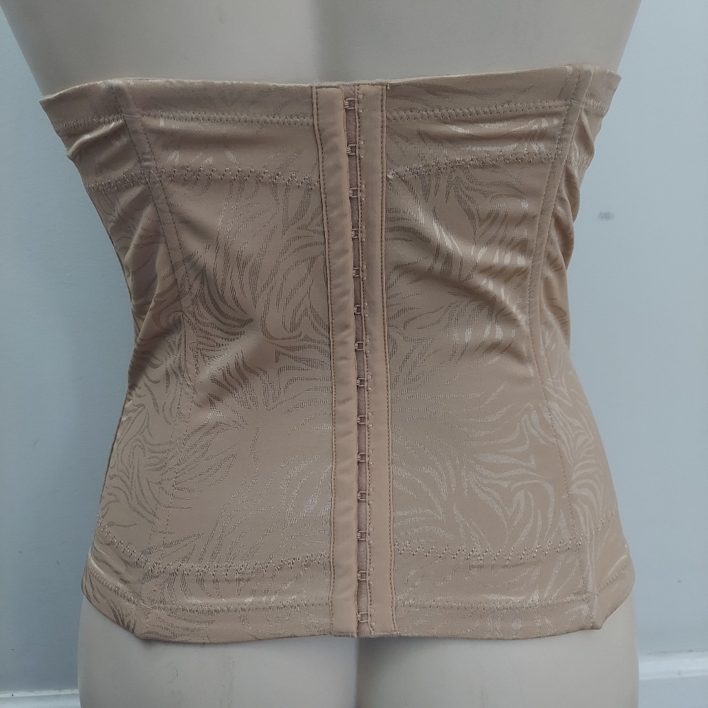 Maidenform Waist Shaper w/ Boning Trainer Shapewear Medium Fair Skin Nude Tone